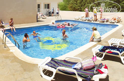 New photos from tourists Es Calo Playa 2*