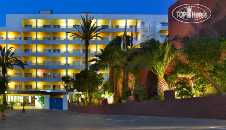 Hotelier's photos Palladium Hotel Cala Llonga 4*