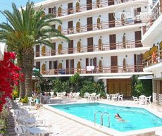 Hotelier's photos Carlos 1*