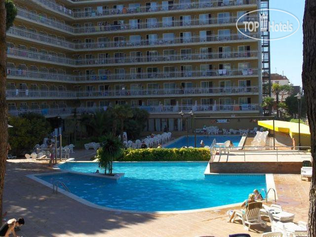 New photos from tourists Mar Blau 3*