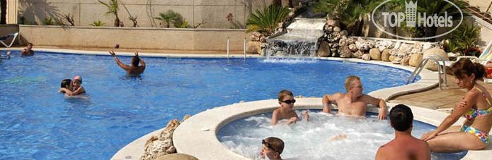 New photos from tourists Oasis Calella 3*