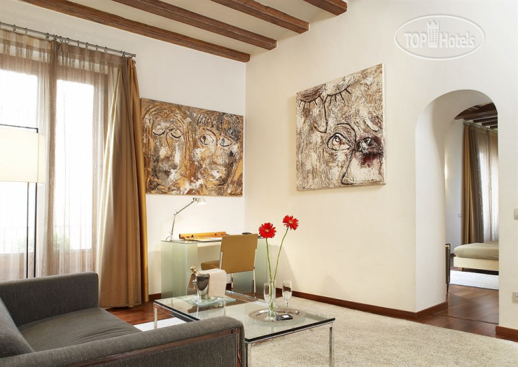New photos from tourists Mercer Boria Bcn 4*