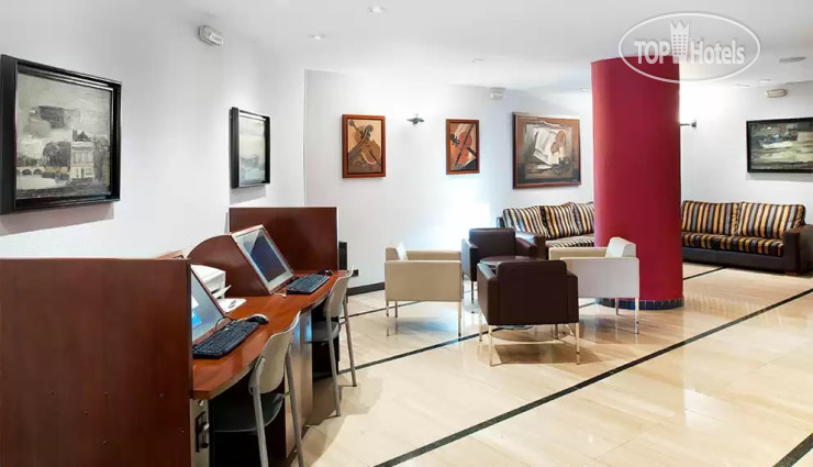 Hotelier's photos Catalonia Park Guell 3*