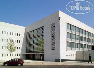 Hotelier's photos Tryp Barcelona Aeropuerto 4*
