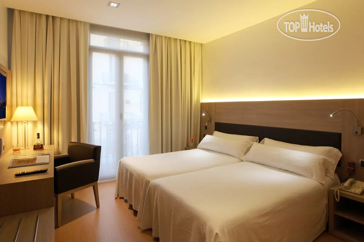 Hotel photo Lleo 3*