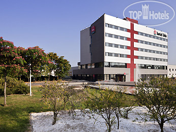 Hotelier's photos Ibis Barcelona Ripollet 2*