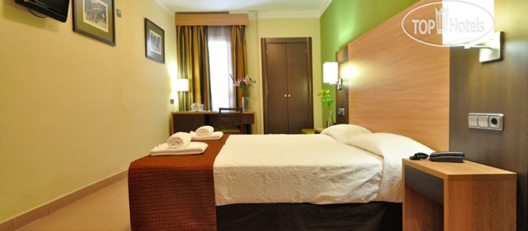 Hotelier's photos Hostal Ballesta 2*