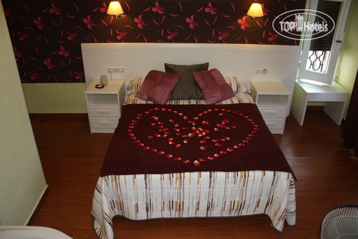New photos from tourists Gran Via Hostal 3*