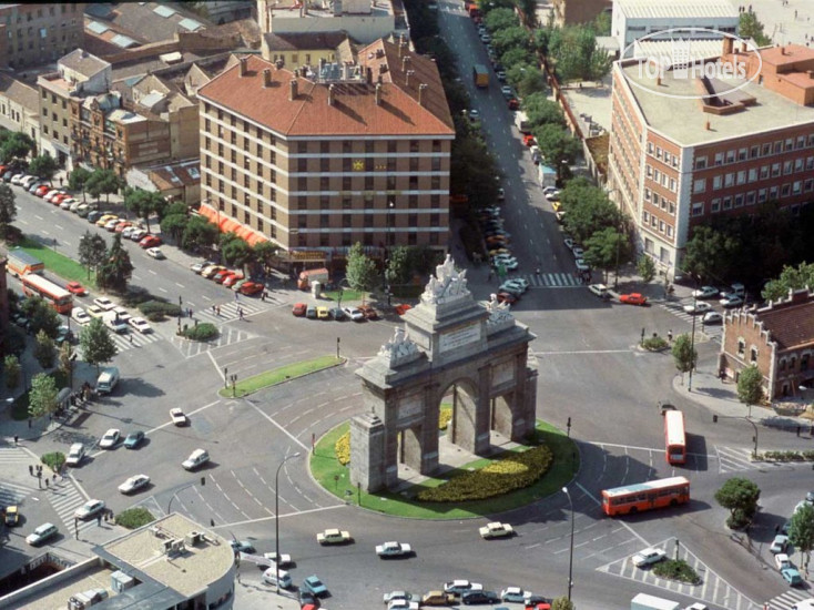 Hotel photo Hotel Puerta de Toledo 3*