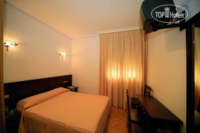 Hotel photo Hostal Odesa 2*