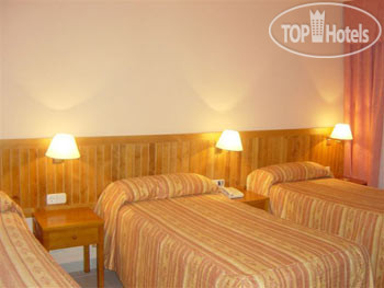 New photos from tourists Hostal Laris 3*
