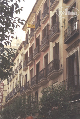 Hotel photo Hostal Las Murallas 2*