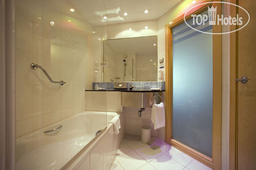 New photos from tourists B&B Hotel Madrid Airport 3*