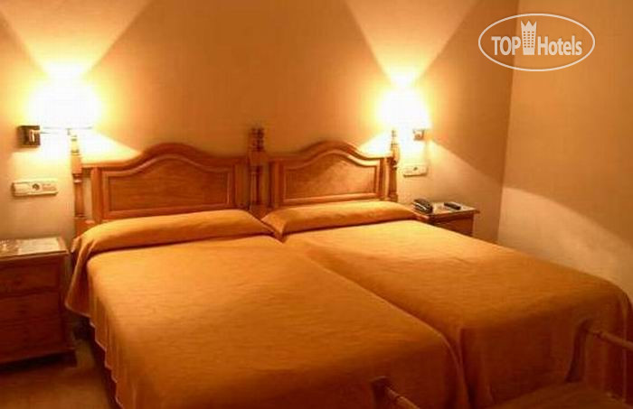 Hotel photo Isis 2*