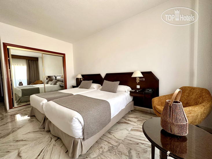 Hotel photo Turia Hotel 4*