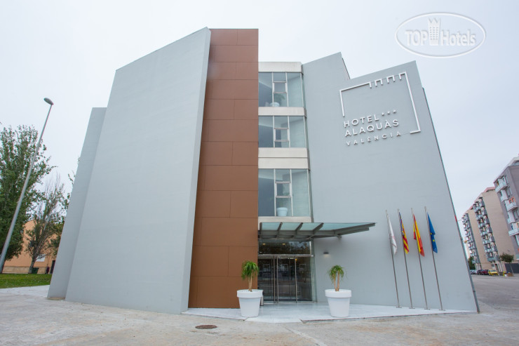 New photos from tourists Checkin Valencia Alaquas 3*
