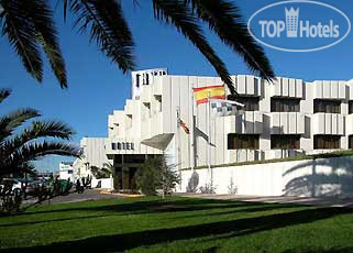 Hotel photo Tryp Azafata 4*