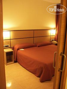 Hotel photo Dona Lola 2*