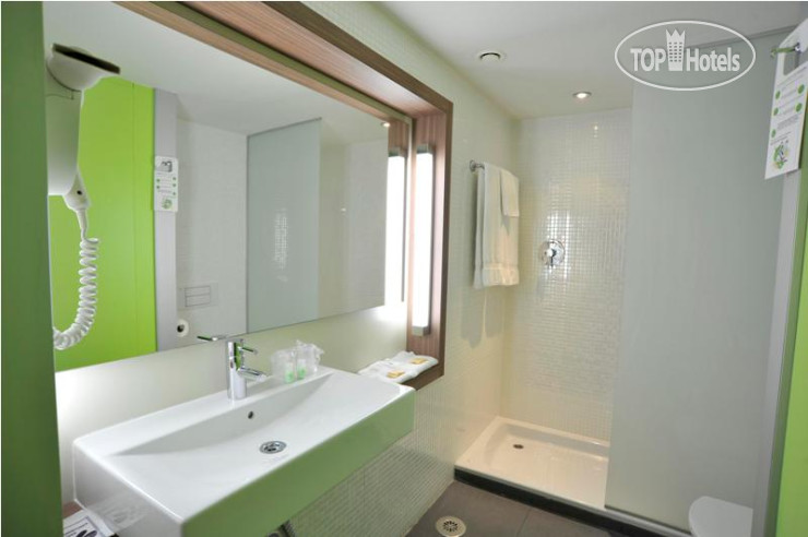 New photos from tourists Campanile Malaga Airport 3*