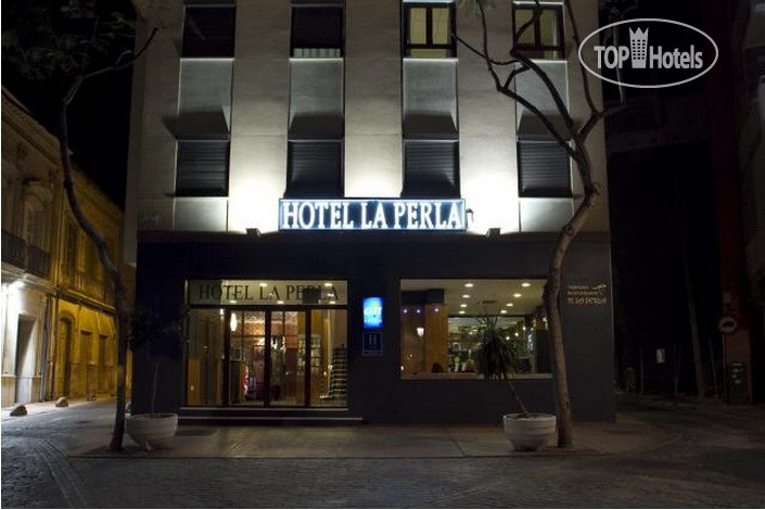 Hotelier's photos La Perla 2*