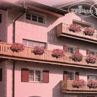 Photos Nes Crepes hotel Pozza di Fassa