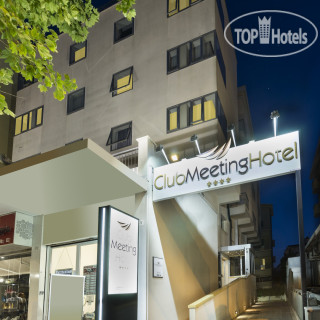 Photos Club Meeting Hotel