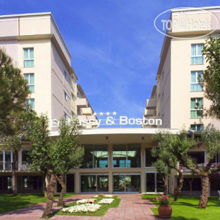 Фото Embassy & Boston