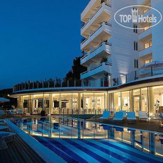 Фото Mondial Hotel Marina di Pietrasanta
