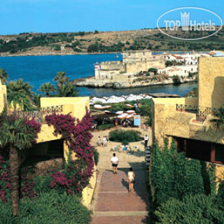 Photos Brucoli Village