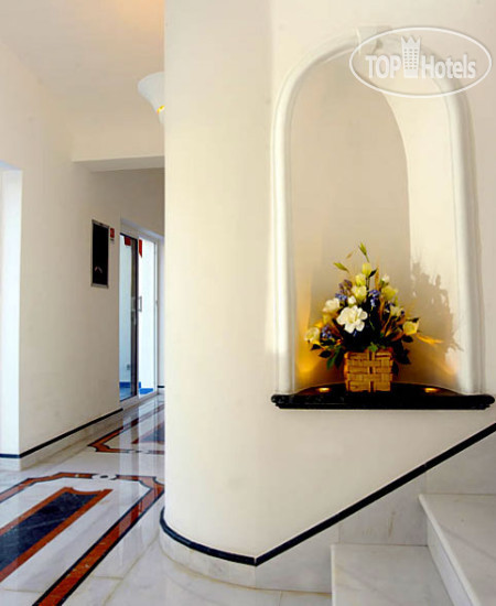 New photos from tourists Bussola di Hermes 3*