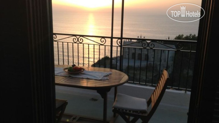 New photos from tourists Rocca delle Clarisse 5*
