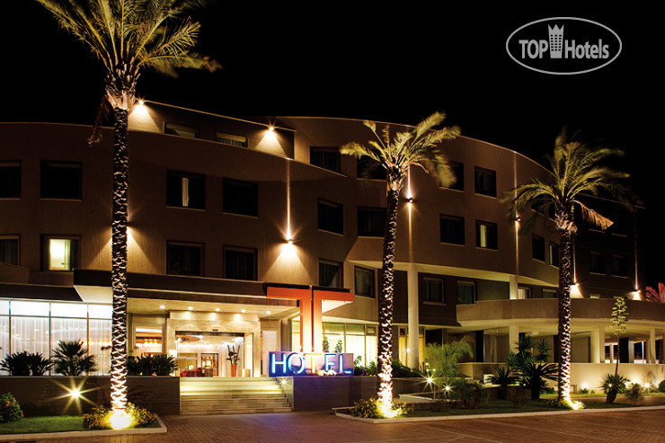 Hotel photo Thotel Lamezia 4*