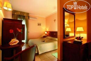 New photos from tourists Santa Lucia 4*