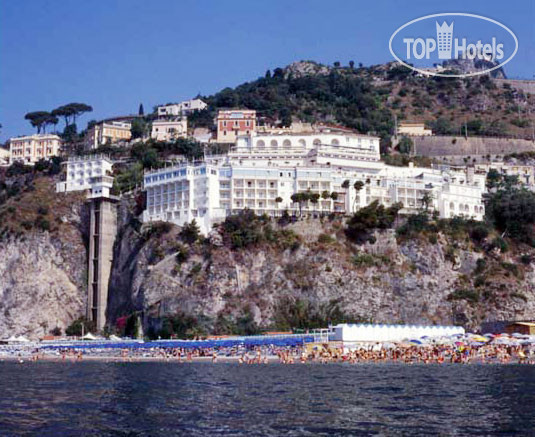 Hotelier's photos Lloyd's Baia hotel Salerno 4*