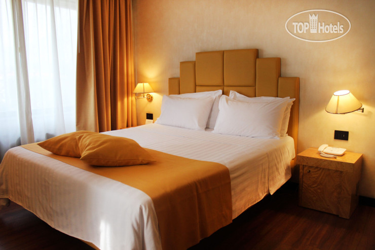 Hotel photo De La Ville Hotel  4*