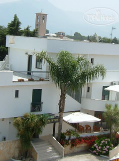 Hotelier's photos Paistos hotel Paestum 3*