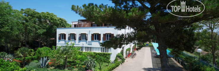 Hotelier's photos Village Baia Domizia 4*