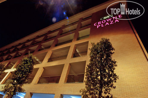 Hotel photo Golden Tulip Plaza Caserta 4*