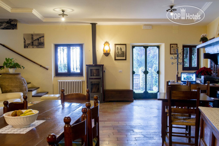 Photos  All'Ombra Di San Damiano B&B