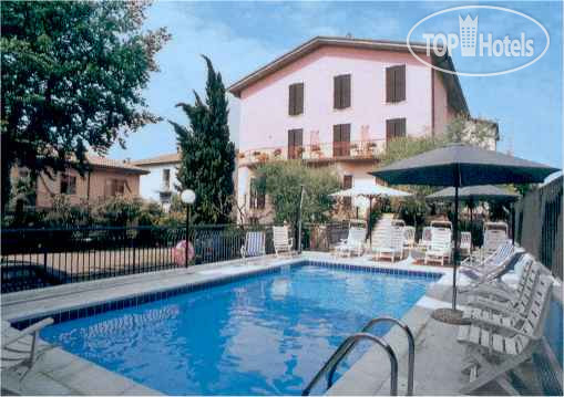 Hotel photo Santa Maria 2*