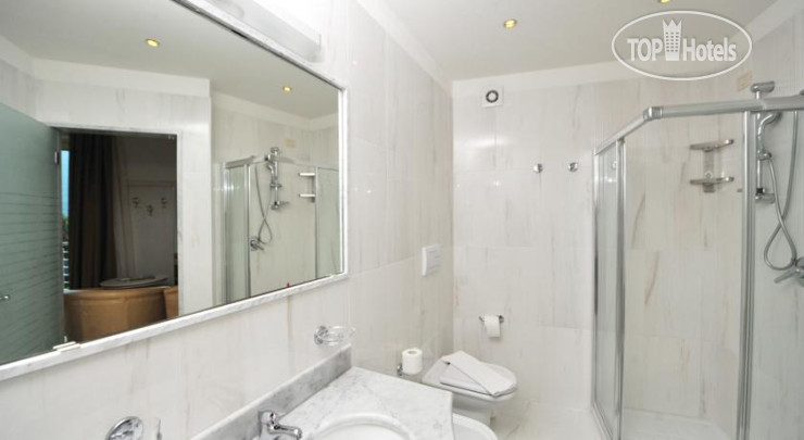 New photos from tourists Sogno del Benaco Hotel 4*