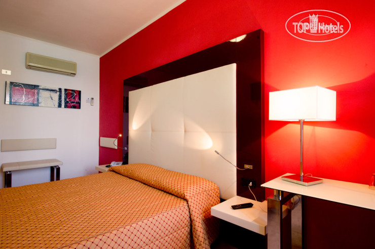 New photos from tourists Europa Hotel Desenzano 3*