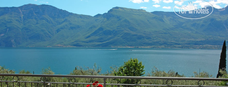 New photos from tourists Mercedes 3*