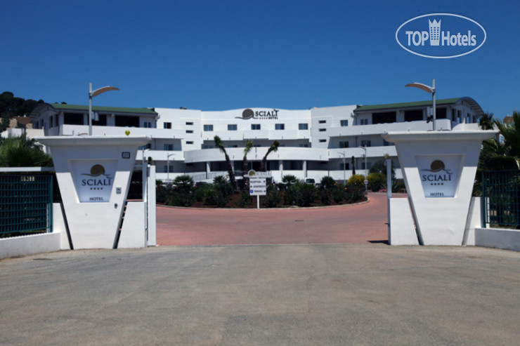 Sciali Hotel  4*