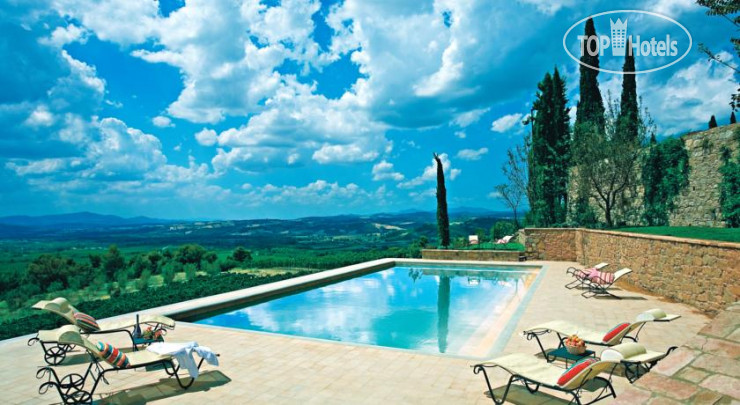 New photos from tourists Castello Banfi-II Borgo