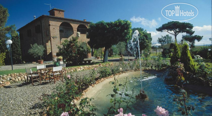 Hotelier's photos Relais Villa Petrischio 4*