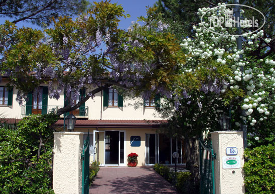 Hotelier's photos La Pace 3*