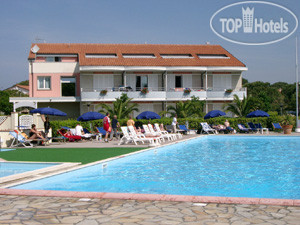 Hotelier's photos Villagio Club La Buca Del Gato 4*