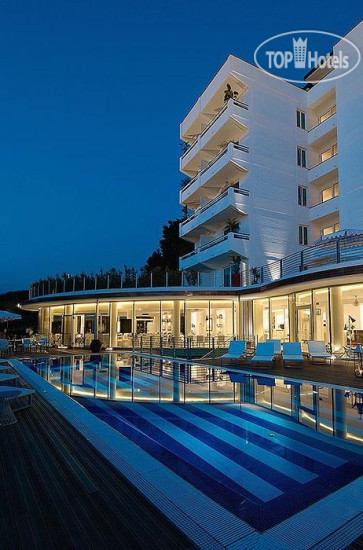 Hotelier's photos Mondial Hotel Marina di Pietrasanta 4*