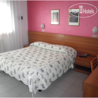 Фото Touring Hotel